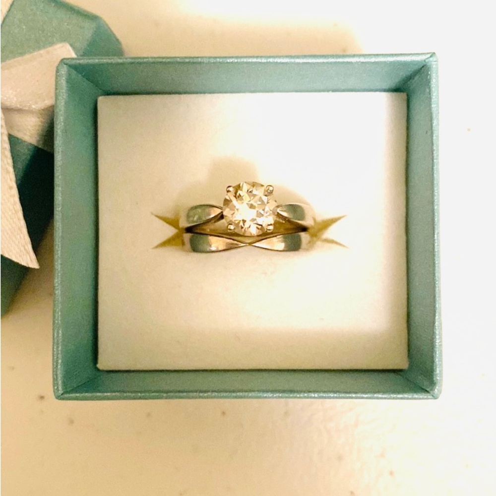Tiffany Harmony Style Moissanite Wedding Ring Set